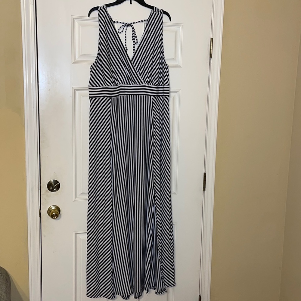 Black and white maxi dress